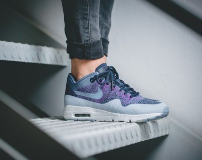 Nike Women Flyknit Air Max White Black Electric Green Medium Min